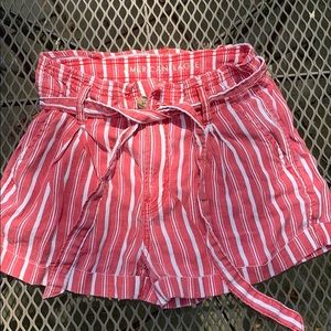 AE Stripped Red Shorts